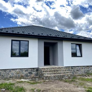 Продаж 1 поверхового будинку, без комісії для покупця.