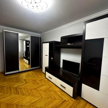 Вільно здається оренда 2 кімнатна квартира Проспект Головна