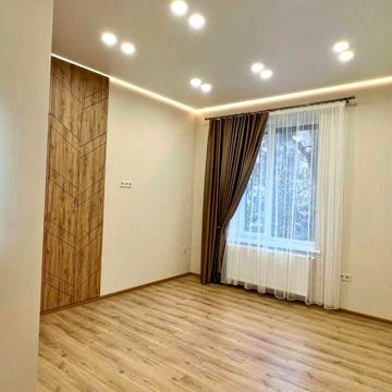 2-кімн. по вулиці МИРОНА КОРДУБИ (центр міста, р-н вул. Дмитра Загули)