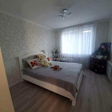 Єдності вул. (Краснодарська), 171в