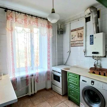 Андрія Головка вул., 4