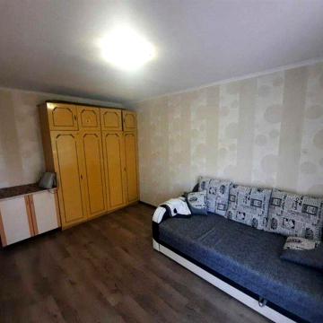 1 ком, Лукьяновская 11, 30 м2