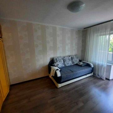 1 ком, Лукьяновская 11, 30 м2