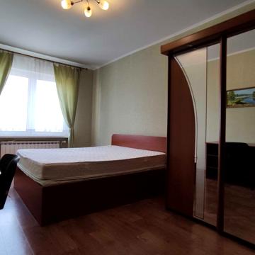 Григорія Ващенка вул., 5