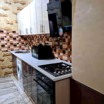Михайла Грушевського вул., 39/3/2