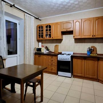 Лісківська вул., 24