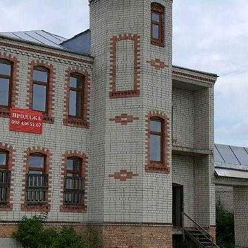 Продаж будинку. Броварський район. Площа - 465 м.Ділянка 21 сотка.