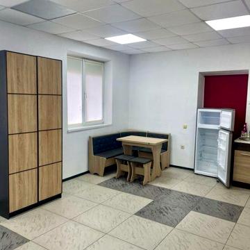 Оренда!Окремий вхід, можна з тварин. кв. в центрі м. Стрий . 1 поверх