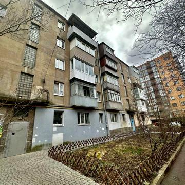 Продам 2к квартиру на Титова ( Незалежності) # Аполло # Спутник