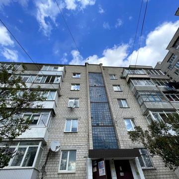 Продаж 2-х кімнатної квартир на Можайці