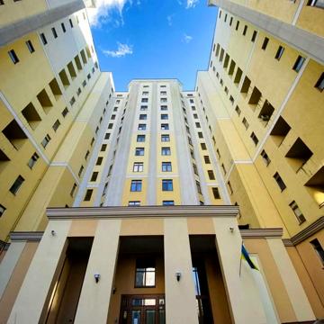 Вячеслава Чорновола просп., 75