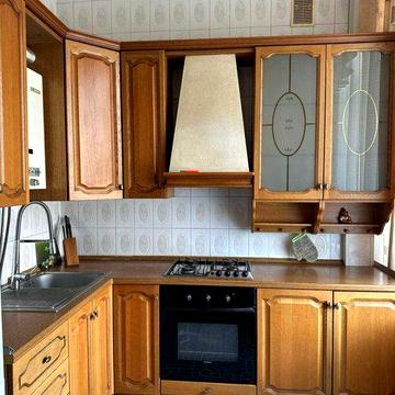 Продам ексклюзивну квартиру в центрі Полтави.