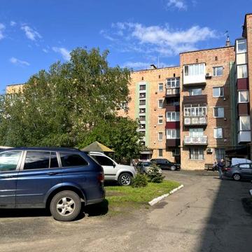 Продається 1 к.кв. в центрі м.Городище, черкаська обл, вул. Миру