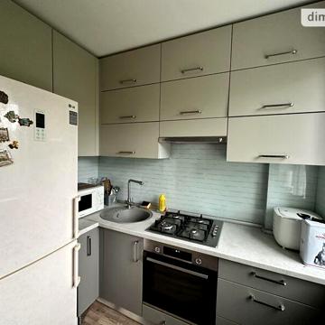 Продаж 3к Квартира Миколи Ващука вулиця