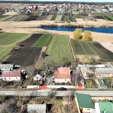 Старий будинок в гарному місці біля Луцька