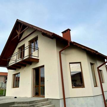 Продаж 4к Дім Шкільна вулиця