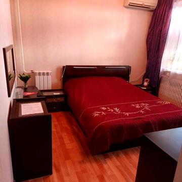 Продам 3 - комнатную квартиру роганский жилмассив