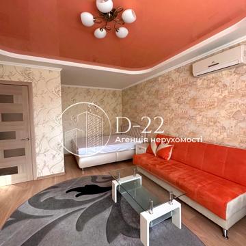 Миру вул., 40