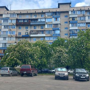 Мілютенка вул., 11-А