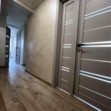 Продаж чудовоі 2 кімн квартири в Росвигові  56 кв м