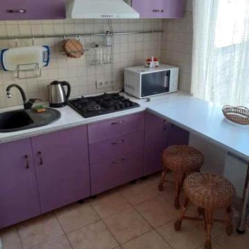 Пастера вул., 30