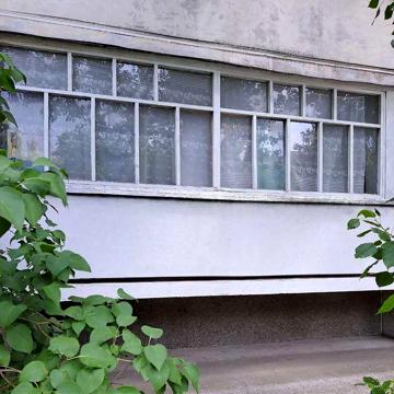2-кімнатна квартира, 1 поверх, м-н Будівельників 7а