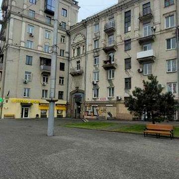 4х квартира 78 кв.м., площа Поляка.