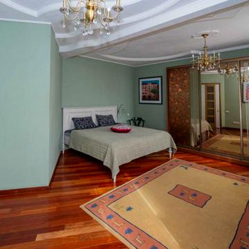 3-х комнатная Квартира премиум класса, р-н театра Магара