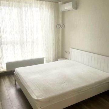Ревуцького вул., 40-В
