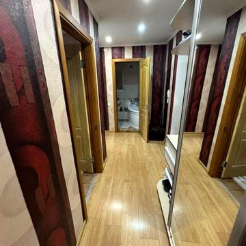 2-кімнатна квартира з АГВ,меблями та технікою на Жадова