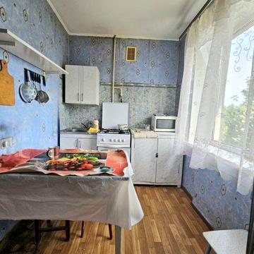 Здам Лівобережний 3, Караван, тупик транспорту поряд
