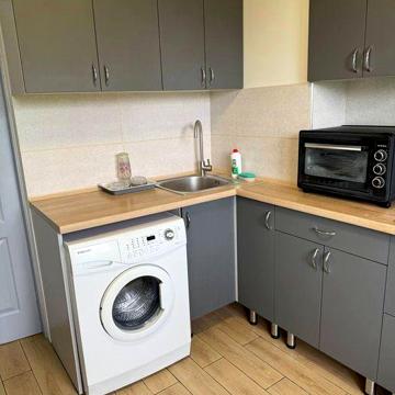 Продам 1 комнатную квартиру, на Академика Королева 22