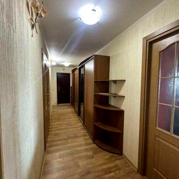 Оренда 3к. кв., автономка, вул. Гожулівська