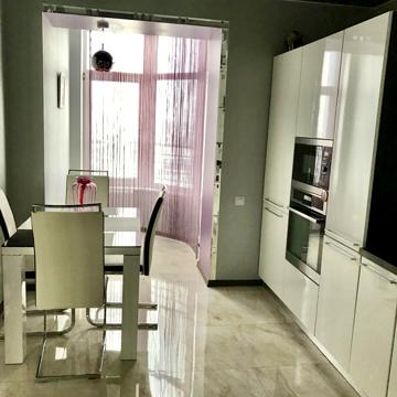 Дніпровська набережна вул., 26-Г