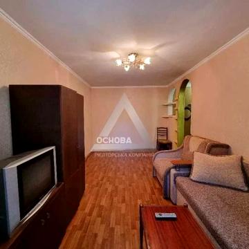 Жуковського вул., 68