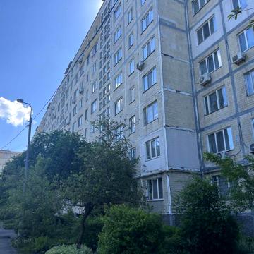 Без комісії продам 2к квартиру ст.м Академмістечко 15 хвилин