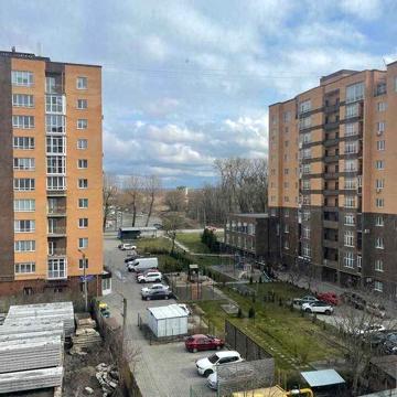 Продаж квартири Олімпійський -2. Виставка .