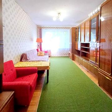 Дарницький бульв., 4