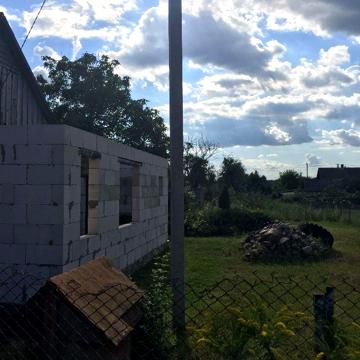 Продам півбудинку