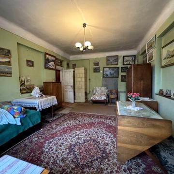 Продаж ексклюзивноі квартири по вул.Княжа з виглядом на Високий замок