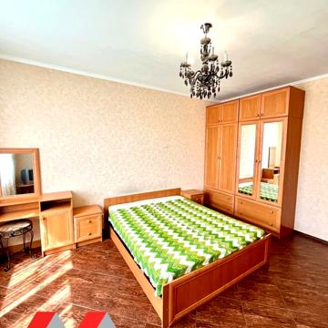 Єлизавети Чавдар вул., 11