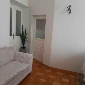 Продається 2-на квартира в центрі м.Самбора