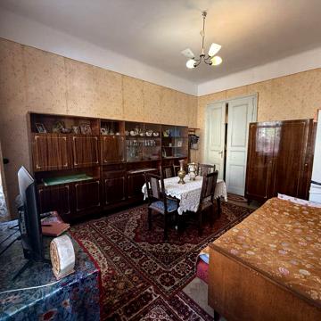 2кім квартира в центрі міста