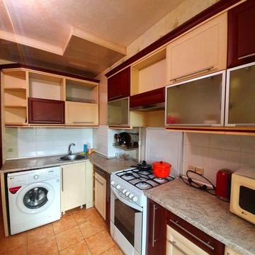 Сдам 1 к.кв метро Научная,  Ботанический Сад