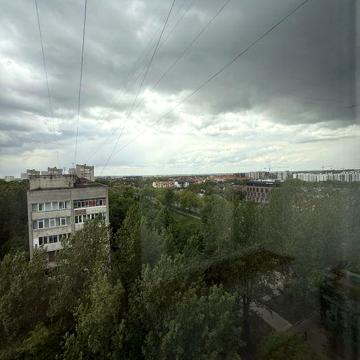 Продається квартира в цегляному будинку з панорамним виглядом на Львів