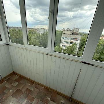 Продається квартира в цегляному будинку з панорамним виглядом на Львів