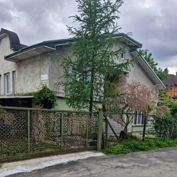 Богатирська вул., 30а