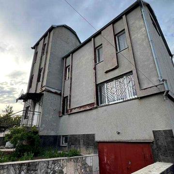 Продаж будинку Мала Корениха