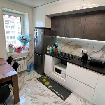 Продаж однокімнатна квартира Пр.миру