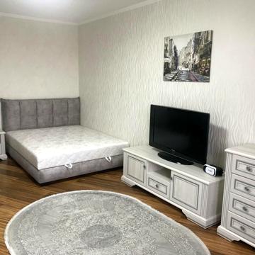 Голосіївська вул., 13